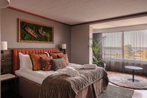Double Room with Sea View room in Scandic Foresta