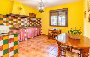 Nice Home In Cañete La Real