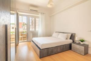 Appartamento Elegante e Luminoso con Metro Vicina