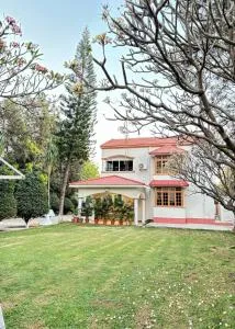 LA CASA Premium Villa & Pool - Farrukhnagar