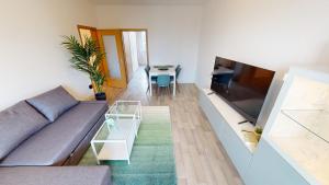 Moderner Plattenbaucharme mit WLAN