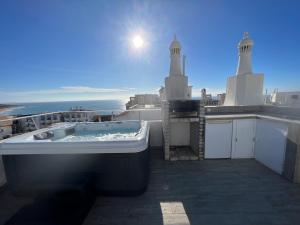Casa rooftop jacuzzi and magnificent sea view