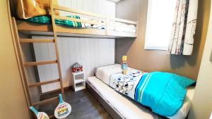 Campings Chalet 2 etoiles - Piscine - ccbaeia : photos des chambres