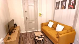 Appartements L-Emile - Pres des Halles - Parking prive : photos des chambres
