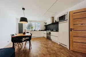 Valdštejn - pohoda v Českém ráji - Železnice