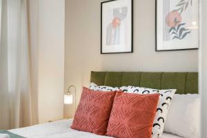 Cozy 2 Bed House Near Excel, The O2, Canary Wharf