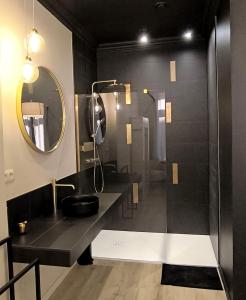 Le 76 appartement 2 chambres avec jardin