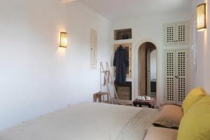 SAMA DABACHI Vibrant Medina Loft and Roof top