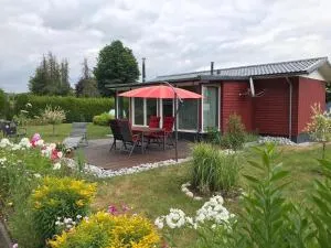 Ferienhaus mit Sauna und großem Garten, Hunde willkommen - Ewighausen
