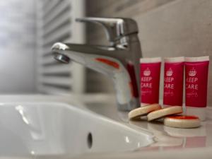 1Dest - Central Lakeside Delight