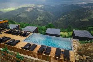 The Altitude Cabin Resort - Mătişeşti