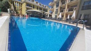 Club Karakas Apart Otel