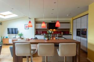 Bath City Haven with Free Parking