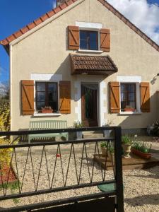 B&B / Chambres d'hotes Chambres d' Hotes a Benaize : photos des chambres