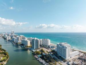 Shine Suites Balcony Duplex 12