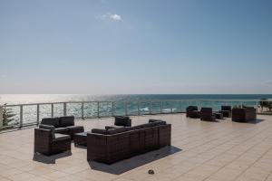 Shine Suites Balcony Duplex 12
