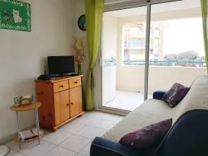 Appartement 4 personnes avec terrasse, parking et piscine collective - V0784 - فيا