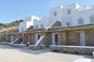 Minimal Houses Myconos Greece