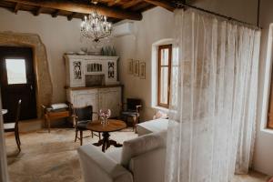 Ewas Cretan Vintage Houses