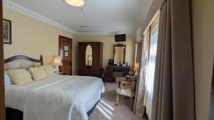 Deluxe Triple Room room in Foley's Townhouse Killarney