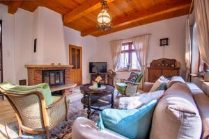 Mazurski dom nad jeziorem