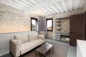 VOMAN Luxury Apartments - Culla