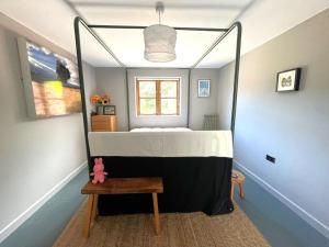 Osgo Fach - Moylegrove