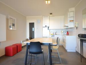 Apartment in Oostduinkerke with Sea View