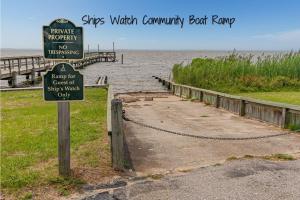 The Earnest at Ships Watch