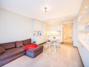 Apartment on the Coast with Beach Access