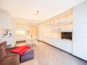 Apartment on the Coast with Beach Access