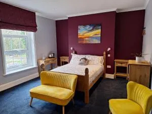 Room in Guest room - Comfortable and Spacious - Guest Room 7 - Slinfold