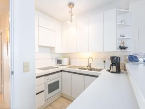 Apartment with 2 bedrooms and sea view