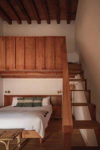 Majestic 5BR Villa with Pool in Queretaro