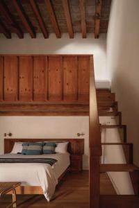 Majestic 5BR Villa with Pool in Queretaro