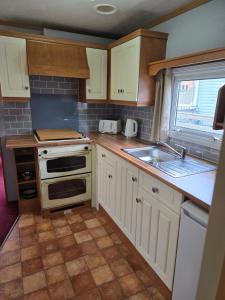 Beautiful 2 bedroomed mobile home
