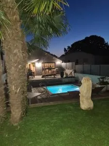 Maison HELLFEST avec piscine 16 couchages - Châteauthébaud