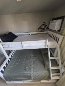 Quarto em cobertura duplex com piscina e espaço ao ar livre