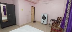 Room in Banjara Hills