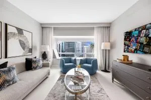 At 34th Floor! Condo w Views From The Heights 4S - Key Biscayne