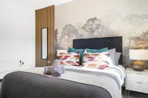 30 percent off! Stylish Yorkshire Gem - Sleeps 4 - Great Location - Featherstone