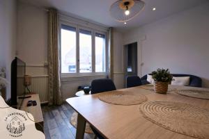 Appartements La maison citadine, avec garage : photos des chambres