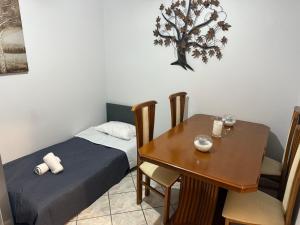 Johnnys cozy apartment in Kallithea