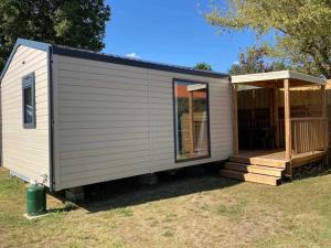 Campings Camping 3 etoiles - Piscine - ccaihff : photos des chambres