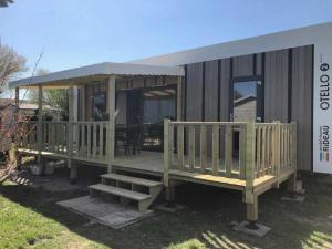 Campings Camping 3 etoiles - Piscine - ccaihff : photos des chambres