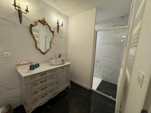 Maisons de vacances Maison pour vacances ou fetes de famille L-Oree de Clenord : photos des chambres