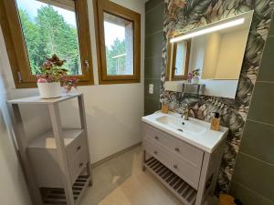 Maisons de vacances Maison pour vacances ou fetes de famille L-Oree de Clenord : photos des chambres