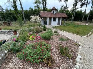 Maisons de vacances Maison pour vacances ou fetes de famille L-Oree de Clenord : photos des chambres