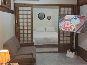 Hanok Entire House, Bukchon Hanok Village