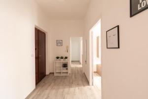 San Pietro Appartamento Luminoso e Moderno